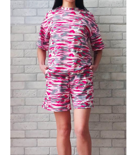 Літній жіночий домашній комплект футболка з шортами, піжама для жінок, рожевий камуфляж принт